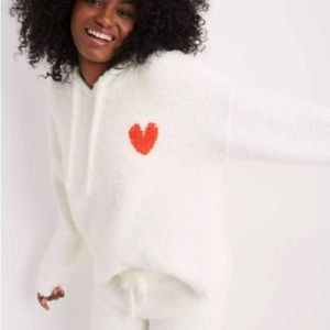 Aerie fuzzy marshmallow sherpa pullover